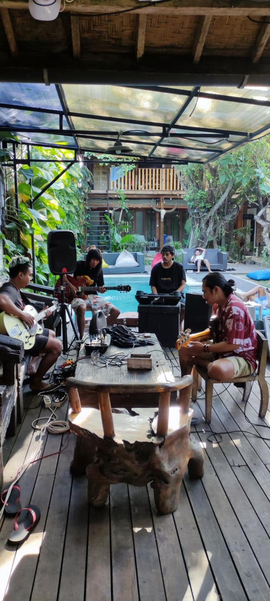 Da Housetel Kuta Hostel