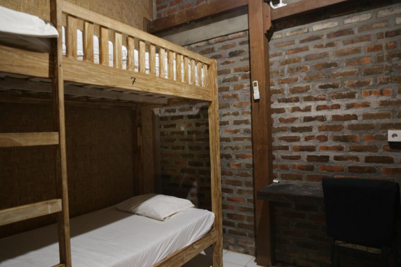 Asrama Da Housetel Kuta Kuta (Bali)